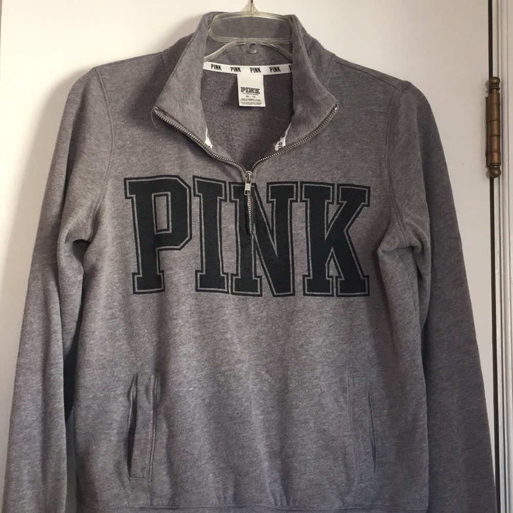VS Pink gray halfzip